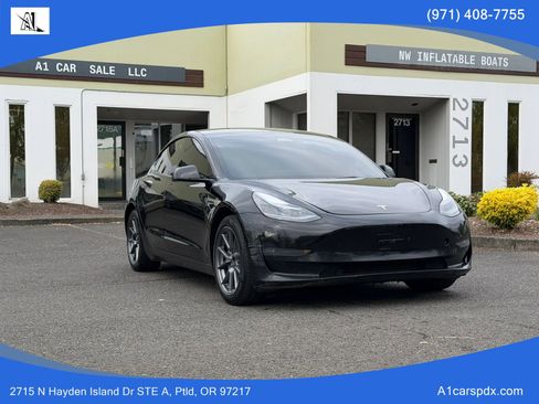 Used 2022 Tesla Model 3 Long Range AWD/4WD image 2