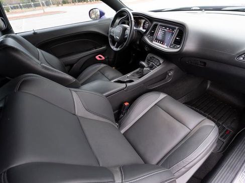 Used 2023 Dodge Challenger SXT w/ Plus Package image 22