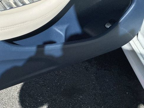 Used 2023 Mercedes-Benz E 450 4MATIC Cabriolet image 14