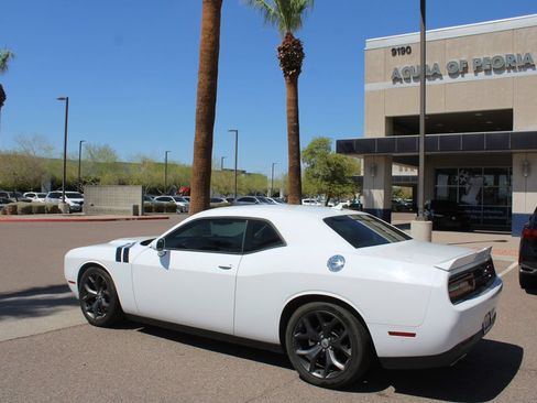 Used 2018 Dodge Challenger SXT Plus RWD image 3