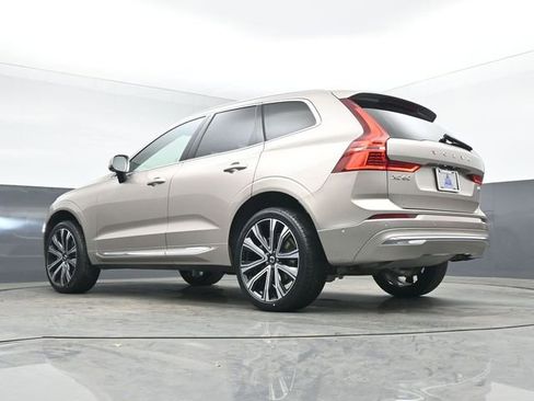 Used 2023 Volvo XC60 B5 Ultimate image 42