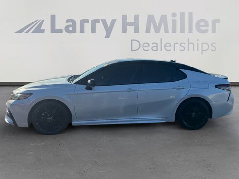 Used 2022 Toyota Camry XSE image 2