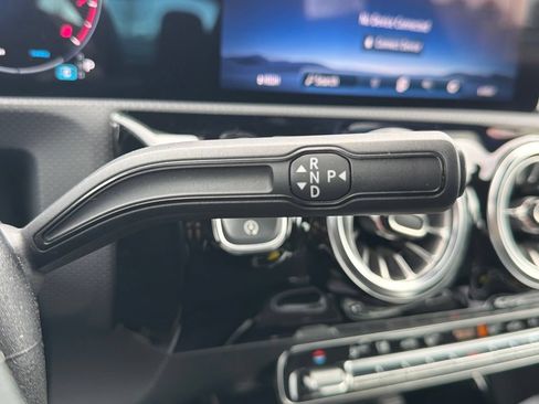 Certified 2025 Mercedes-Benz CLA 250 4MATIC image 24