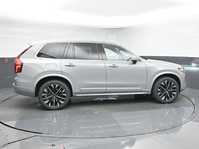 New 2026 Volvo XC90 B6 Plus w/ Protection Package Premier AWD/4WD image 8