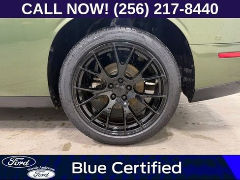 Used 2023 Dodge Challenger SXT image 8