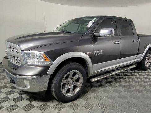 Certified 2016 RAM 1500 Laramie w/ Convenience Group image 7