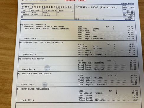 Used 2023 Cadillac Escalade ESV Sport Platinum w/ LPO, ONYX Package AWD/4WD image 23