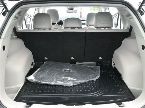 Used 2022 Jeep Compass Latitude image 11