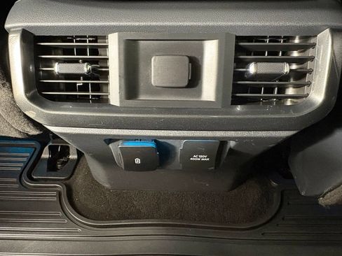 Used 2021 Ford F150 Lariat w/ Max Trailer Tow Package AWD/4WD image 40