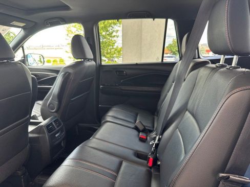 Used 2022 Honda Pilot TrailSport image 8