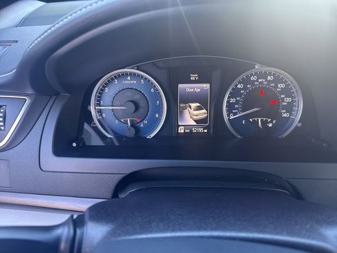 Used 2017 Toyota Camry XLE image 14