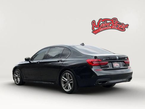 Used 2017 BMW 750i xDrive image 5
