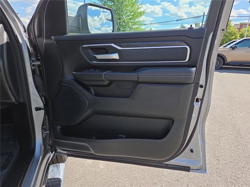Used 2023 RAM 1500 Big Horn AWD/4WD image 25