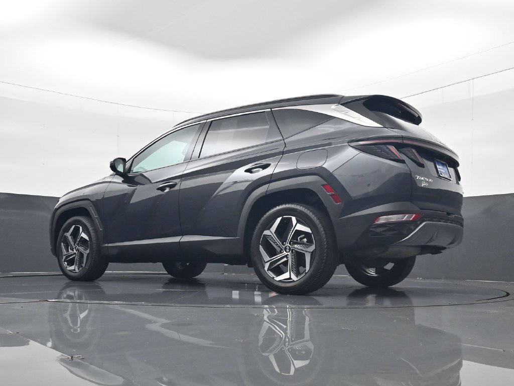 Certified 2023 Hyundai Tucson Limited AWD/4WD image 28