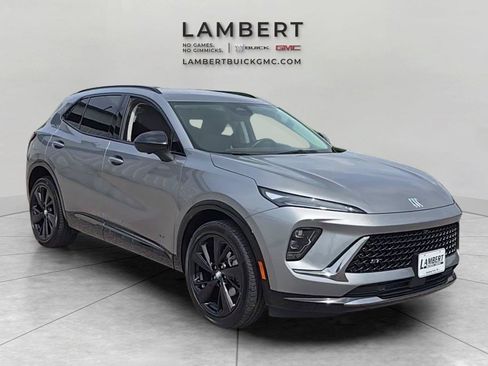 Used 2025 Buick Envision Sport Touring AWD/4WD image 7