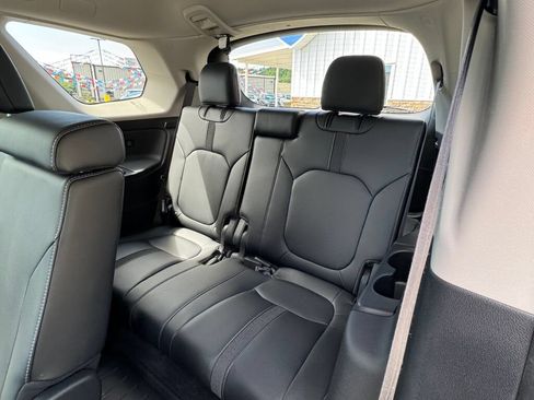 Used 2023 Honda Pilot EX-L image 17