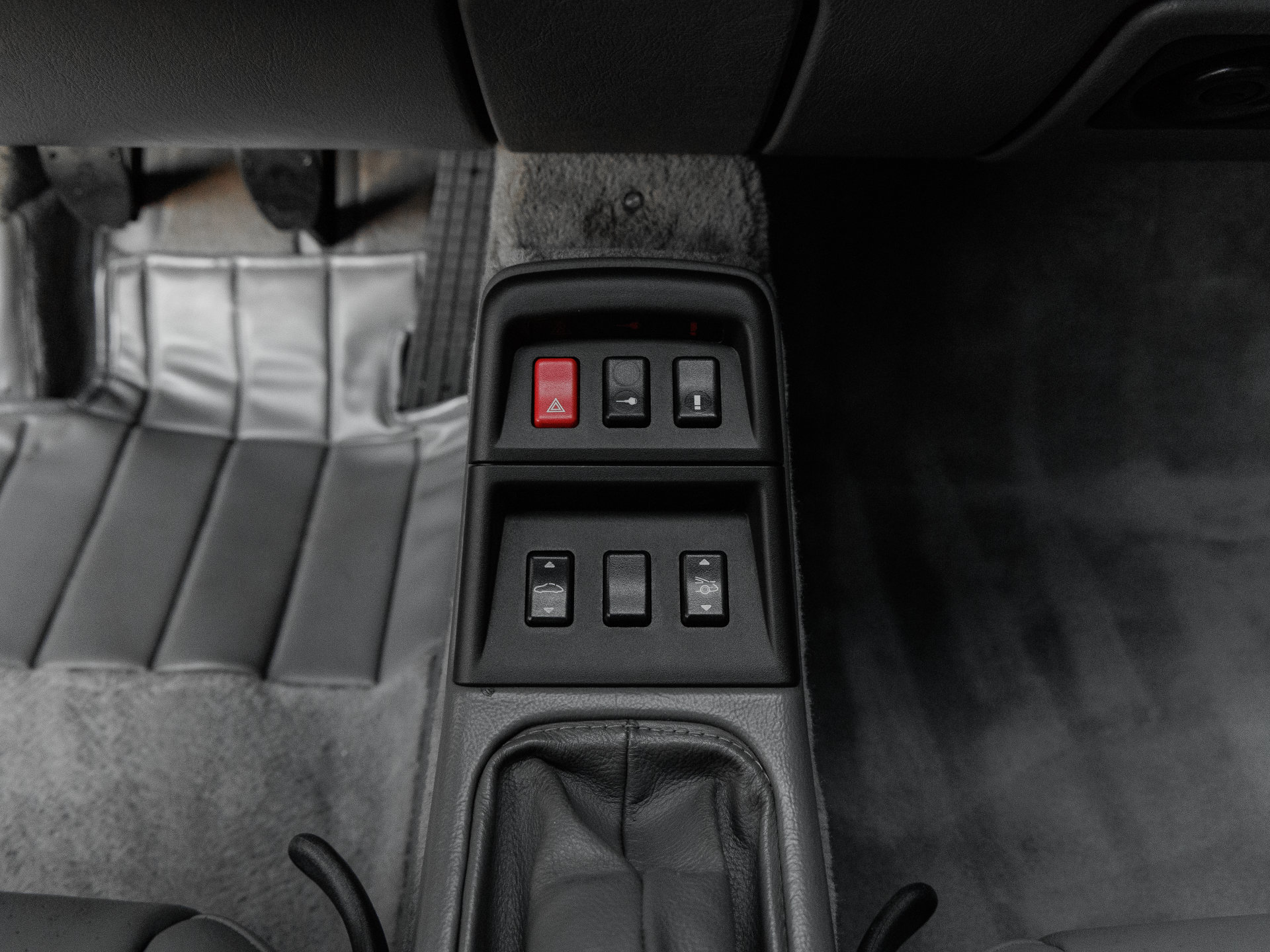 Used 1997 Porsche 911 Carrera S RWD image 27