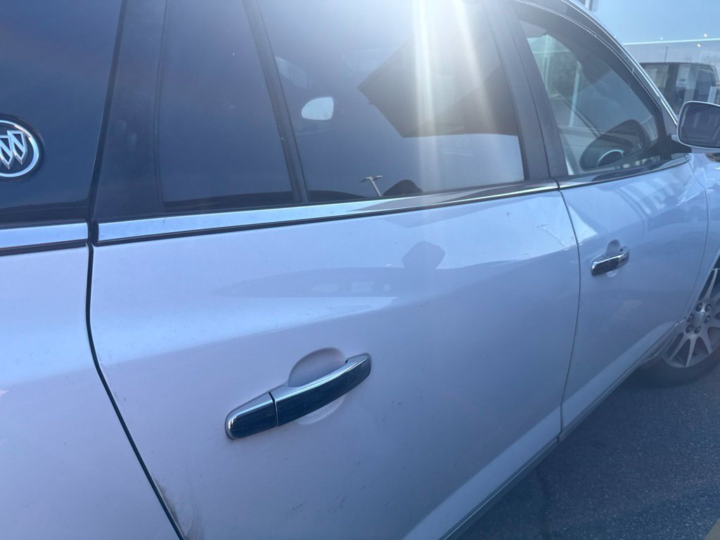 Used 2017 Buick Enclave Leather w/ Trailering Package AWD/4WD image 8