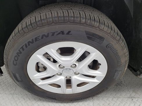 Used 2020 Jeep Compass Sport image 31