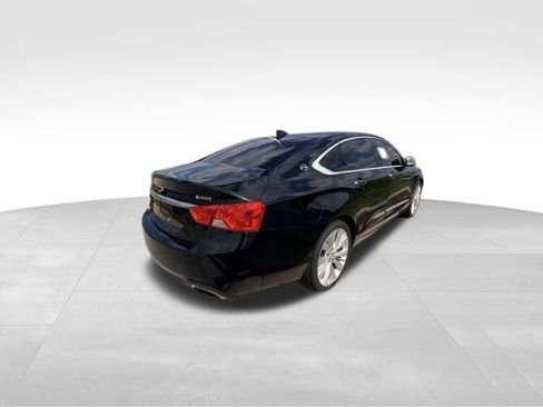 Used 2017 Chevrolet Impala Premier w/ Enhanced Convenience Package FWD image 4