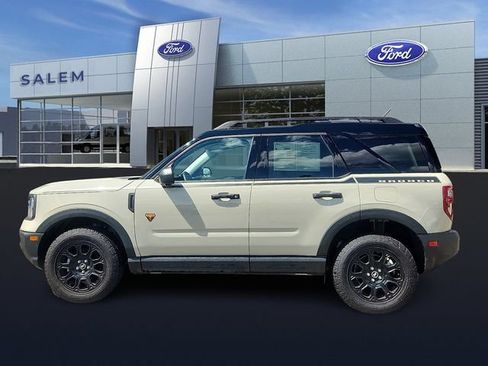 Certified 2025 Ford Bronco Sport Badlands w/ Badlands Tech Package AWD/4WD image 5