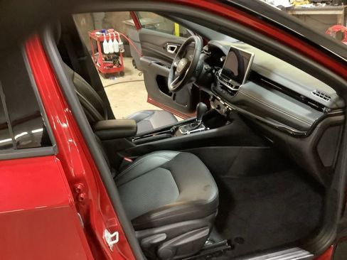 Used 2024 Jeep Compass Latitude w/ Convenience Group image 19