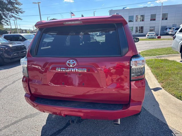 Used 2021 Toyota 4Runner SR5 Premium w/ Moonroof Package AWD/4WD image 8