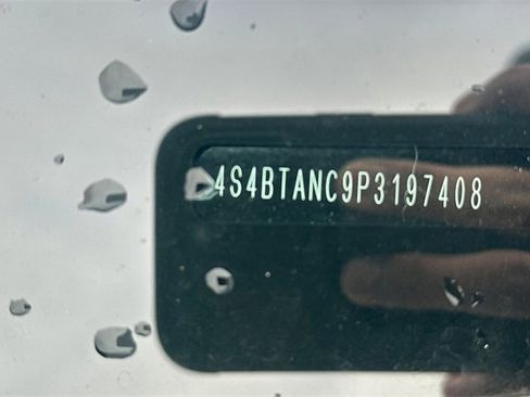 Used 2023 Subaru Outback Limited image 8