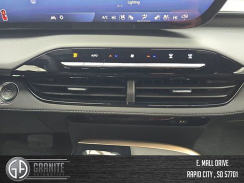 New 2026 Buick Enclave Avenir w/ Super Cruise Package AWD/4WD image 18