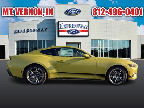 New 2025 Ford Mustang Coupe image 5