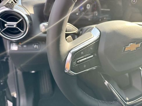 New 2026 Chevrolet Equinox LT image 17