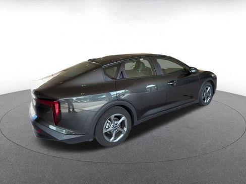 Used 2025 Kia K4 LXS FWD image 15