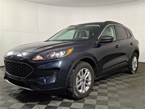 Used 2022 Ford Escape SE w/ Cold Weather Package image 6
