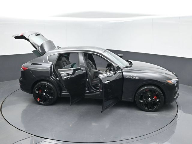 Used 2023 Maserati Levante GT AWD/4WD image 61