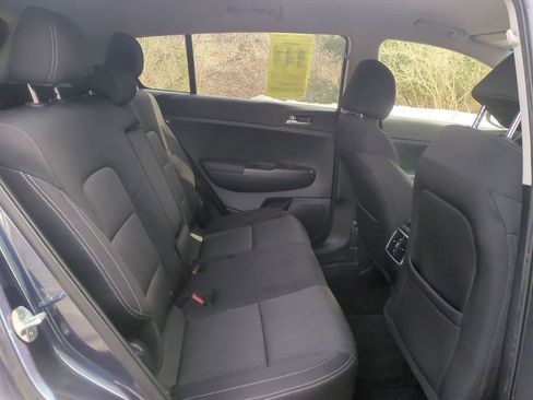 Used 2021 Kia Sportage LX AWD/4WD image 26