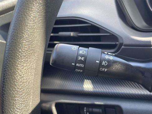 Used 2024 Subaru Crosstrek 2.0i Premium w/ Popular Package #3 image 19