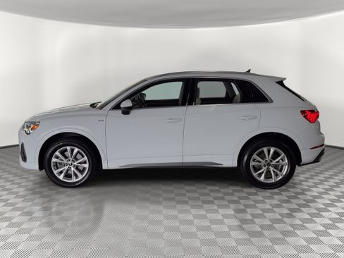 Certified 2025 Audi Q3 2.0T Premium w/ Convenience Package image 2
