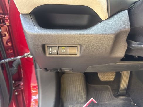 Certified 2024 Toyota RAV4 XLE image 7