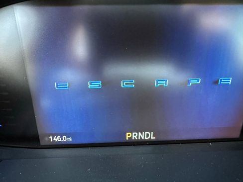 New 2025 Ford Escape ST-Line w/ Tech Pack #1 image 10