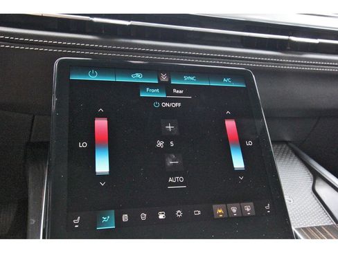 New 2026 Cadillac Escalade ESV 2WD image 20