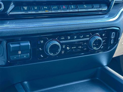 Certified 2025 Chevrolet Silverado 2500 High Country w/ Technology Package image 35