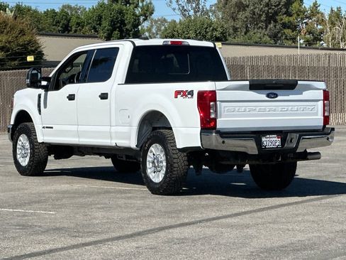 Certified 2022 Ford F250 XLT w/ XLT Value Package AWD/4WD image 5