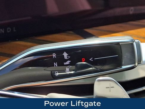 Used 2025 Cadillac Escalade Sport Platinum AWD/4WD image 11