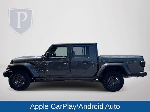 Used 2026 Jeep Gladiator Sport AWD/4WD image 5