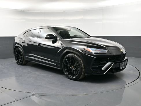 Used 2019 Lamborghini Urus AWD/4WD image 10