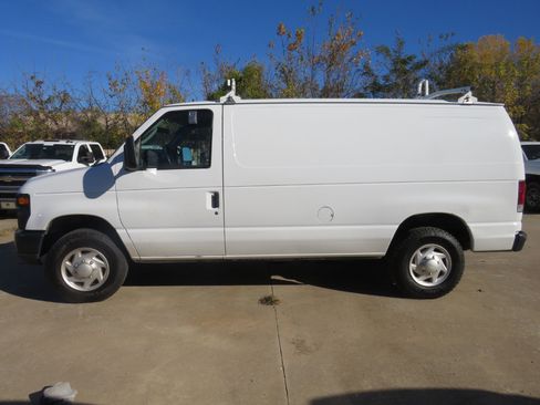 Used 2008 Ford E-250 and Econoline 250 image 15