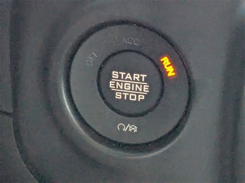 Used 2021 Jeep Wrangler Unlimited Rubicon w/ Dual Top Group image 40