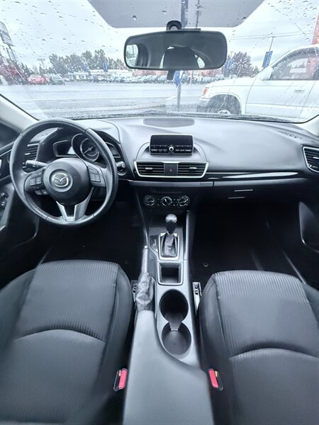 Used 2014 MAZDA MAZDA3 i Touring FWD image 18