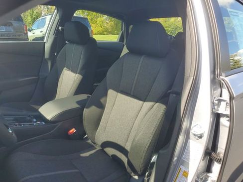 Used 2025 Honda Accord Sport image 21