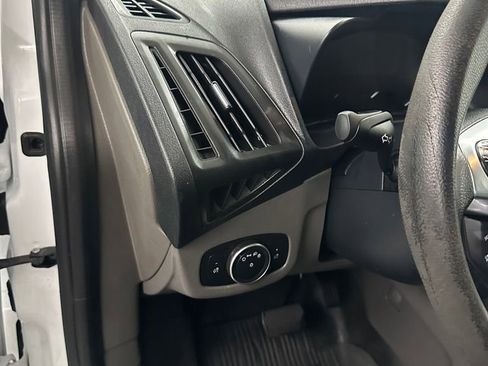 Used 2021 Ford Transit Connect XL FWD image 13